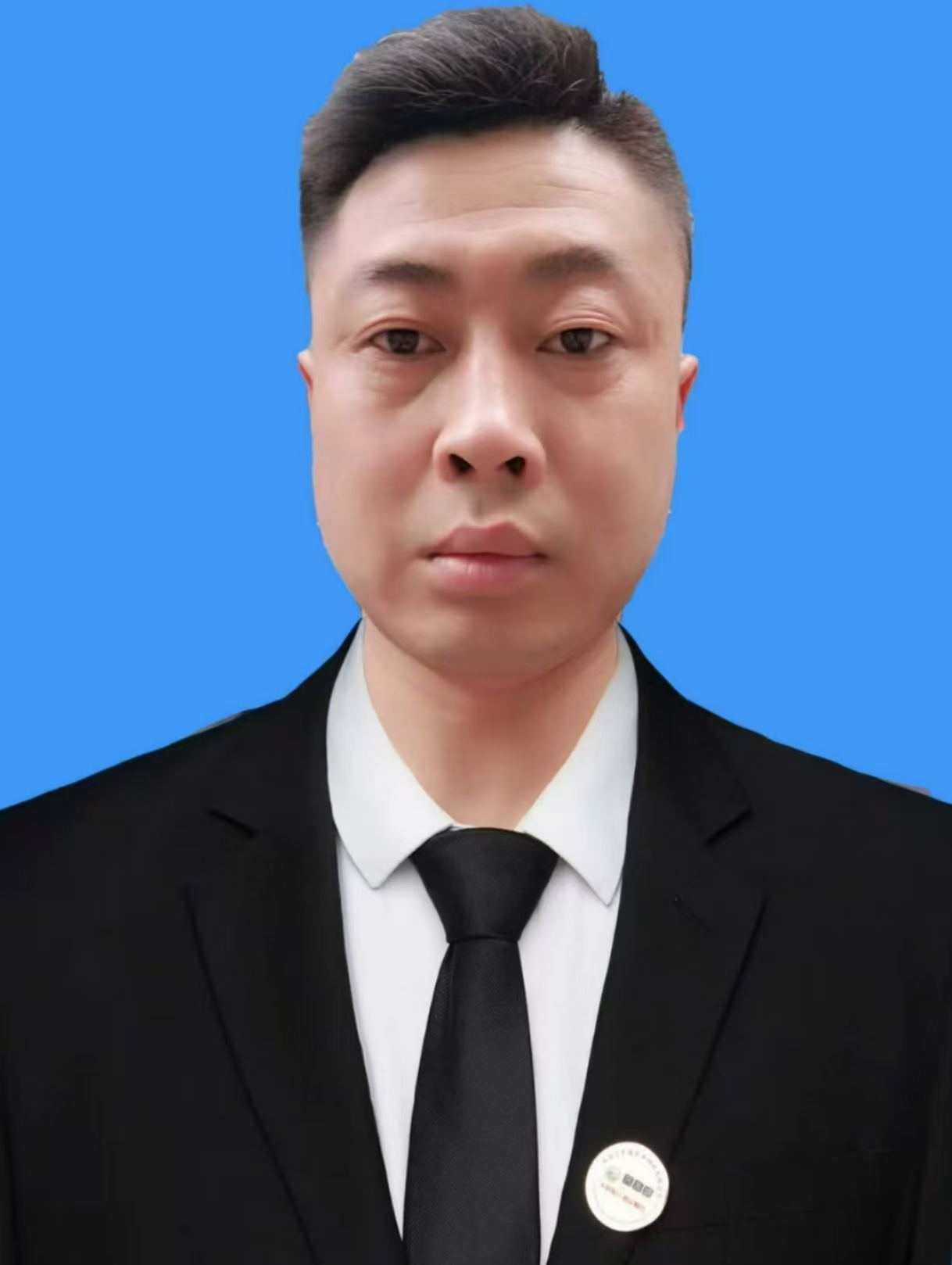 王伟.jpg