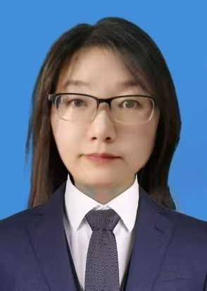 徐英.jpg